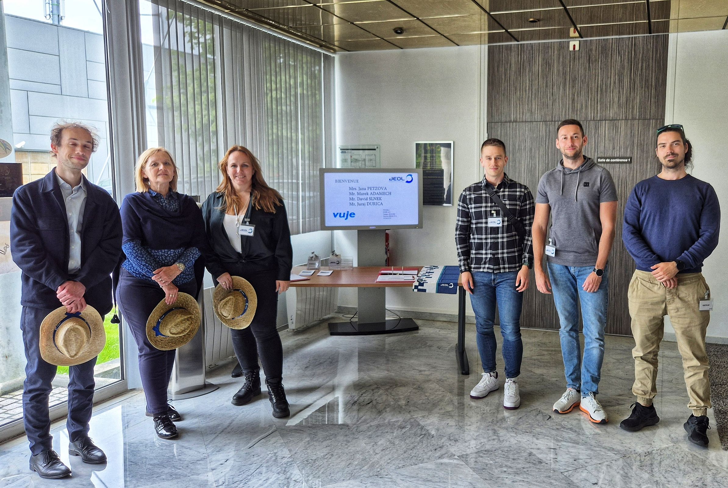 New Electron Microscope to Strengthen VUJE’s Advanced Analytical Capabilities