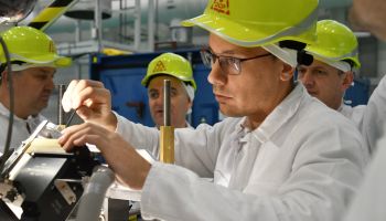 The manipulator which was produced and supplied for one of the largest nuclear power plants in the world is already being tested on-site