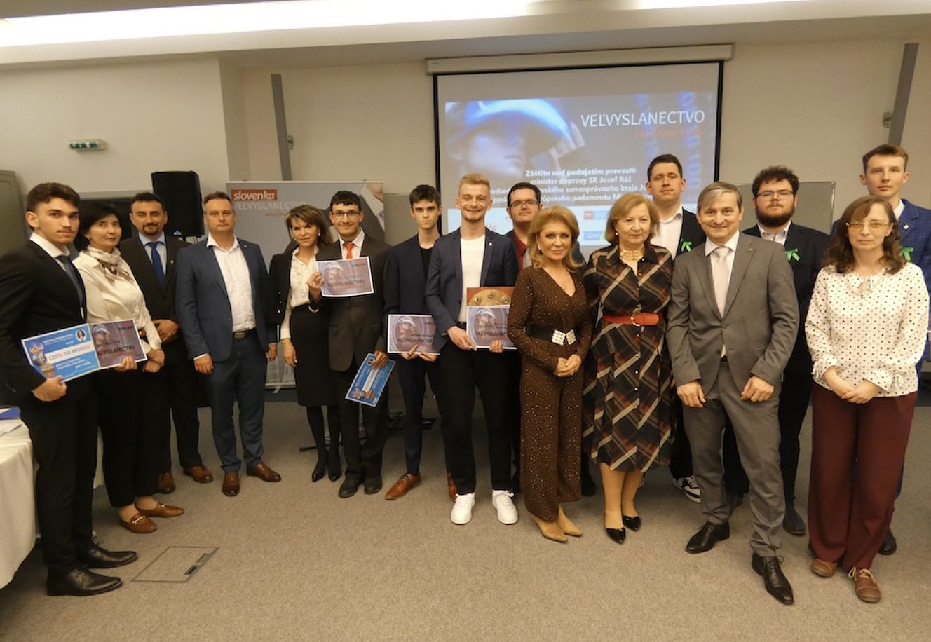 VUJE podporuje mladé technické talenty. Veľvyslanectvo mladých preukázalo potenciál pre udržateľnú energetickú budúcnosť